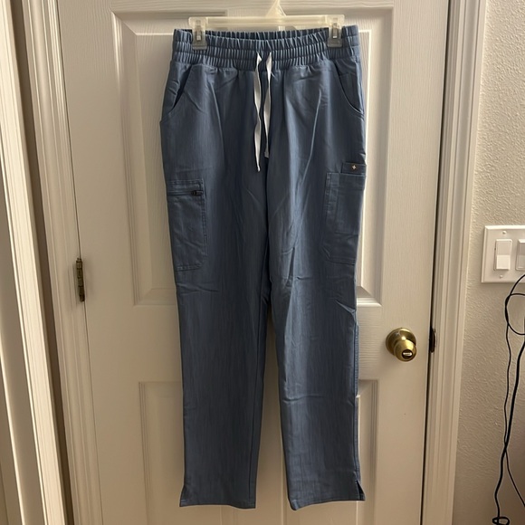 Figs chambray color set - Picture 4 of 6